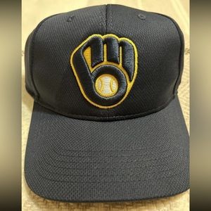 Milwaukee Brewers hat NEW